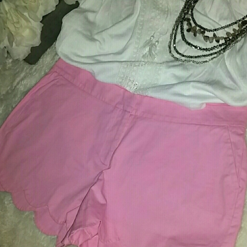New Crown & Ivy bubblegum pink shorts sz 14